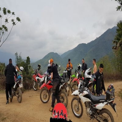Sydney Group - John with 8 mates for vietnam motorbike tours